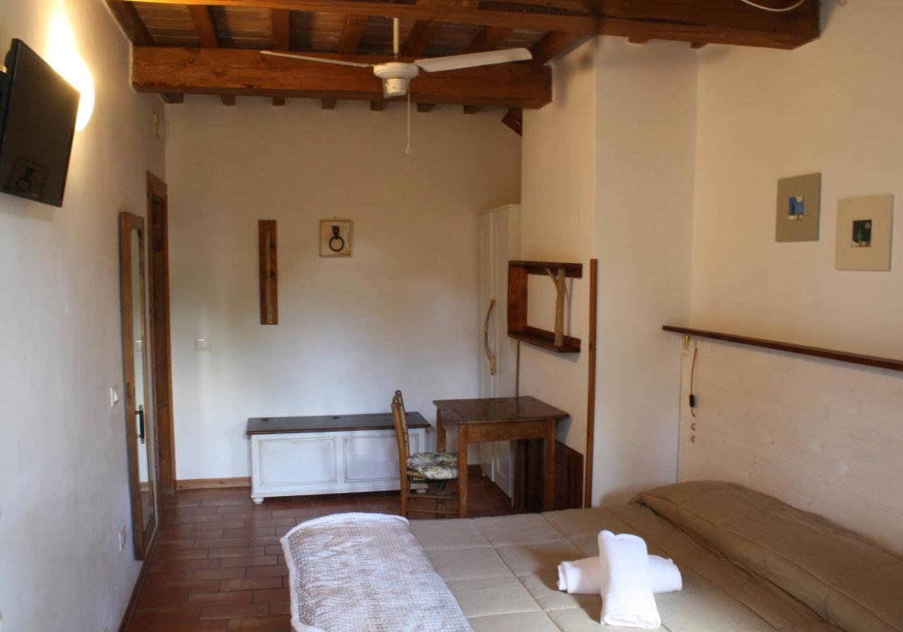 Country House Ca' Vernaccia Pensionat Urbino Exteriör bild