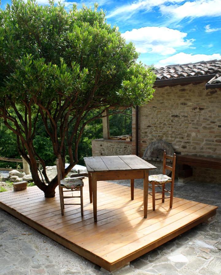 Country House Ca' Vernaccia Pensionat Urbino Exteriör bild