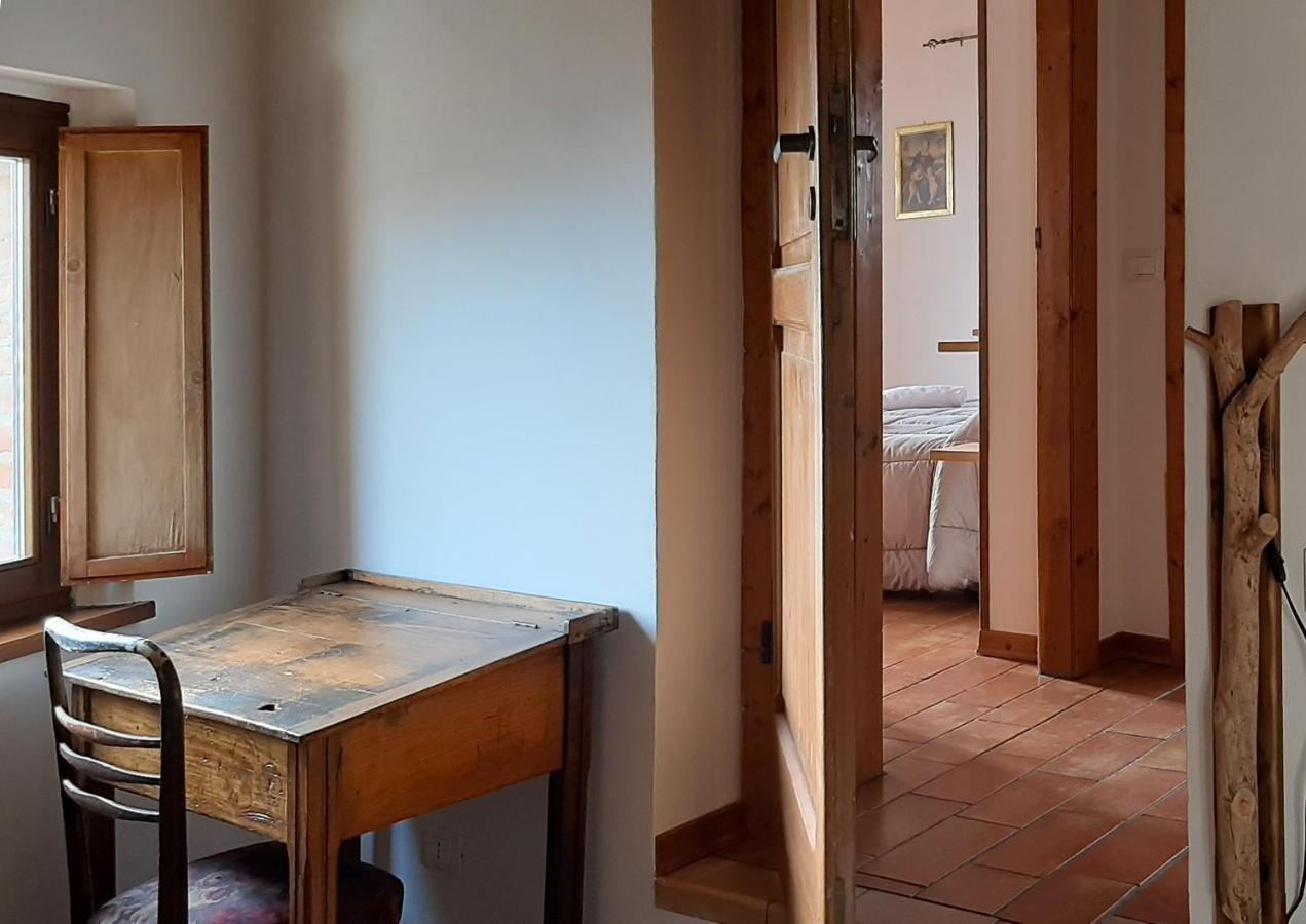 Country House Ca' Vernaccia Pensionat Urbino Exteriör bild