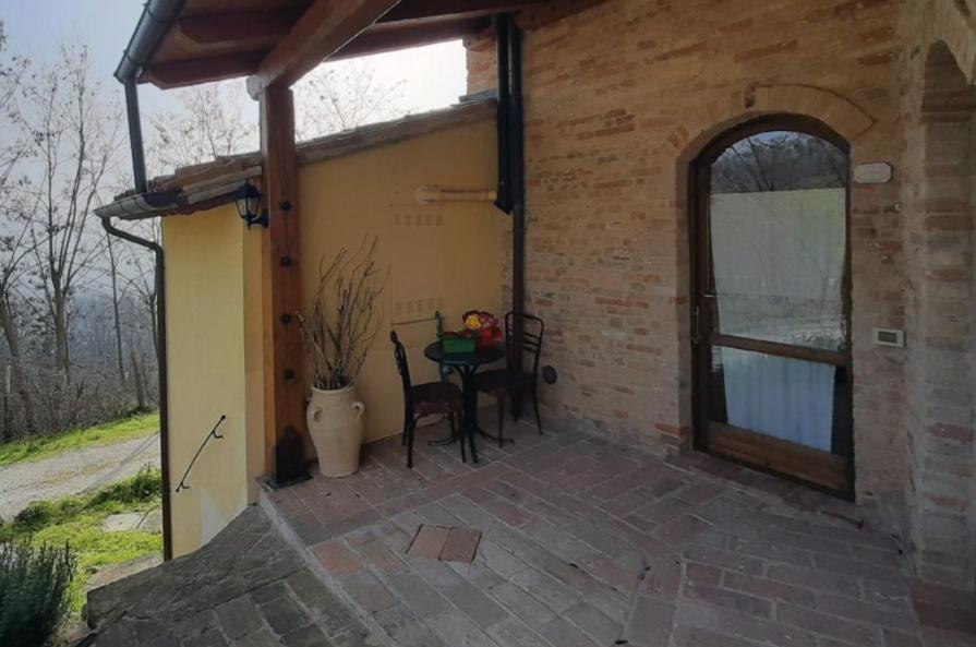 Country House Ca' Vernaccia Pensionat Urbino Exteriör bild
